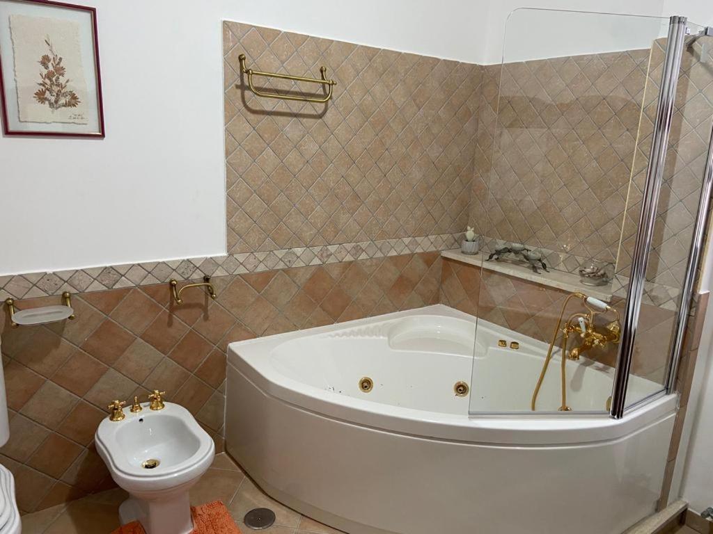 Casa Margherita Villa Rosella Appartamento 2 - Con Piscina - 150 M Dal Mare מראה חיצוני תמונה